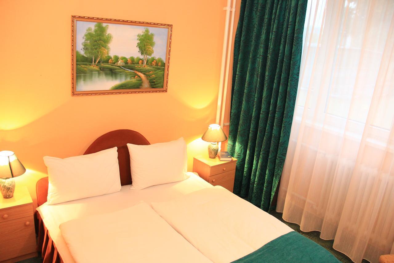 Hotel Ozd Экстерьер фото